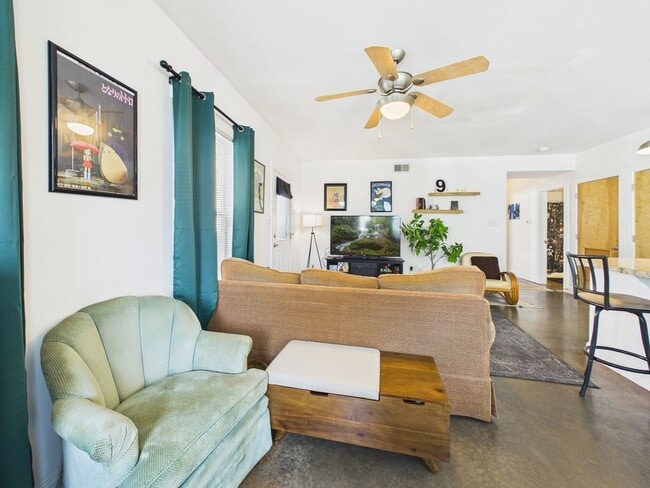 Photo - 1112 Porter St Unit Apt A