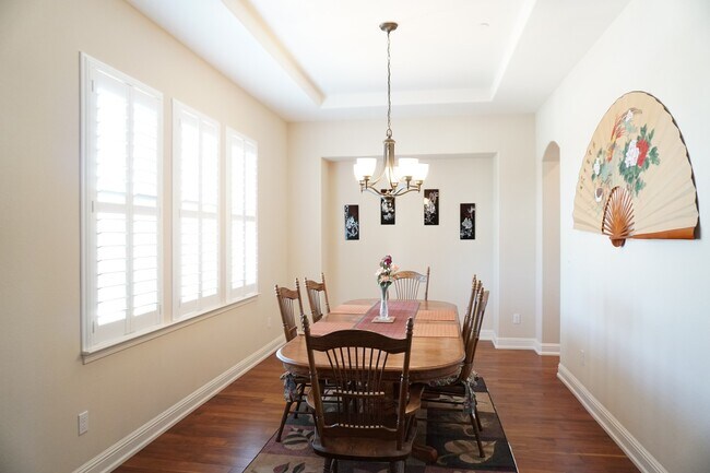 18261 Bautista Cir