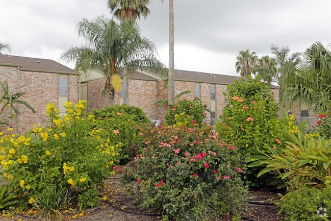 Photo - Midtown Apartments