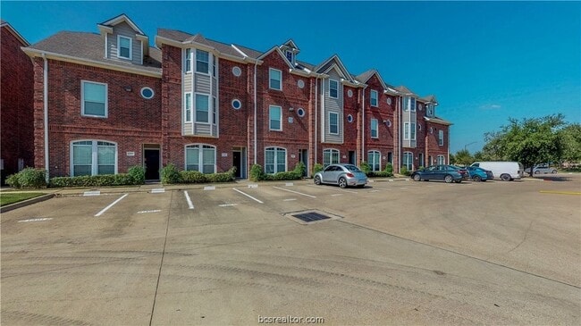 Photo - 305 Holleman Dr E Unit 1306