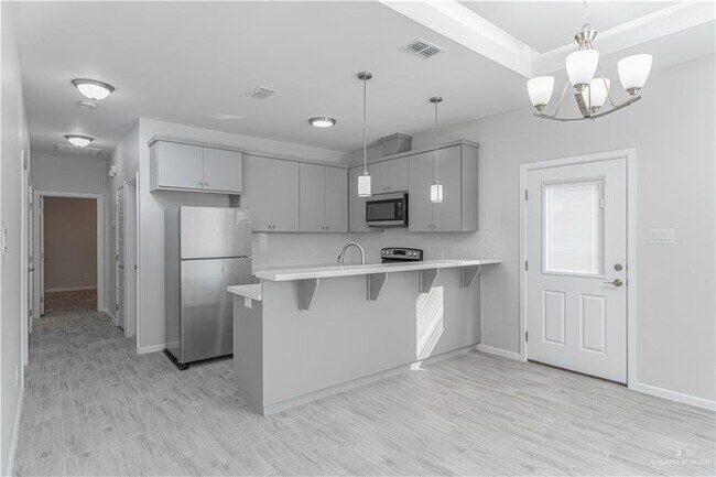 Photo - 16 N "E" St Unit 1