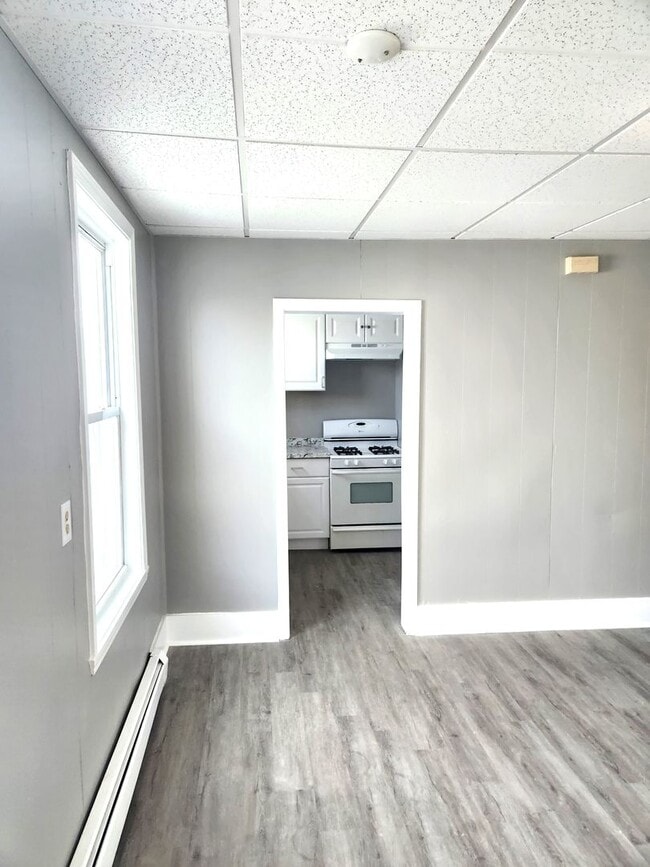 Photo - 22-24 Lawn Avenue Unit #2F