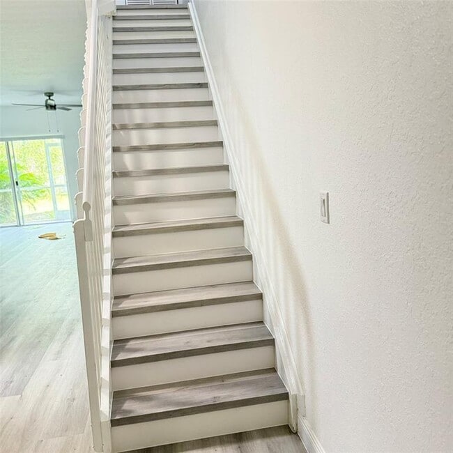 Photo - 6482 Catalina Ln