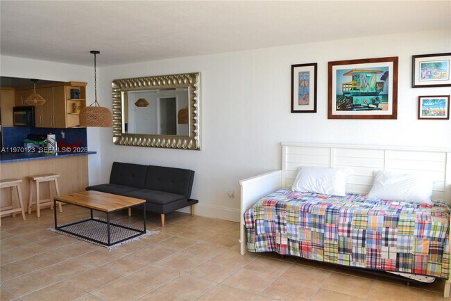 Photo - 2899 Collins Ave Unit 440