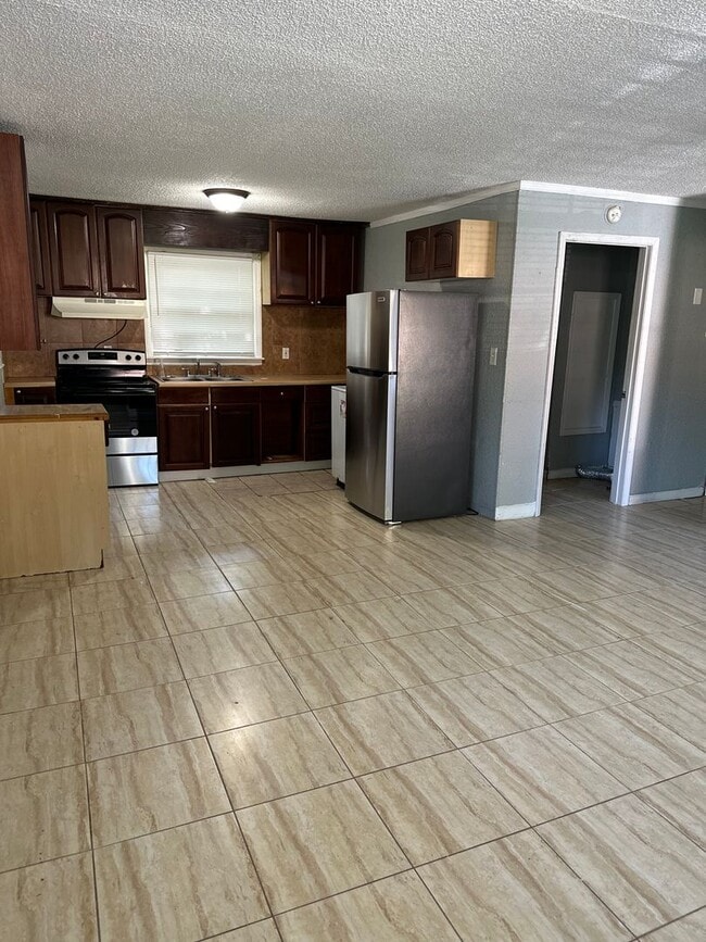 Photo - 117/119 Pindal Circle - Duplex Unit 117 Pindal Circle