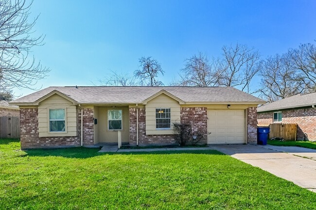 Building Photo - 7421 Plover Cir