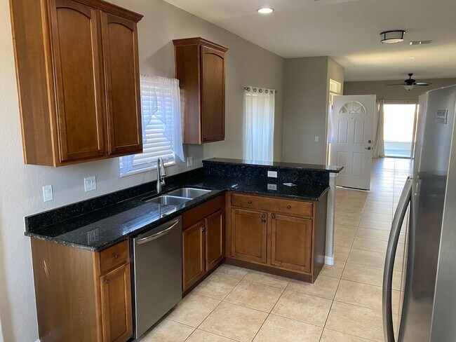 Photo - Lovely Carriage Home in Deland