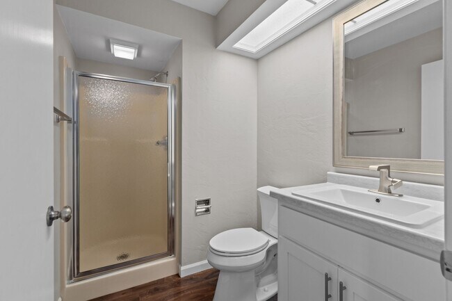 Photo - W6157 Aerotech Dr