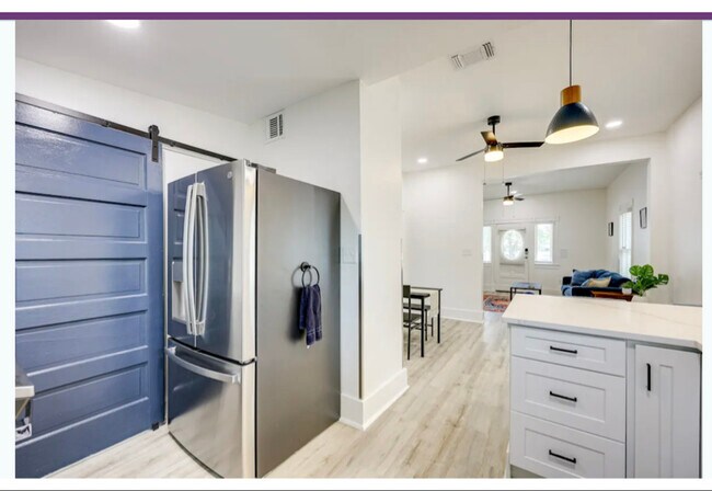 Photo - 125 Leigh St