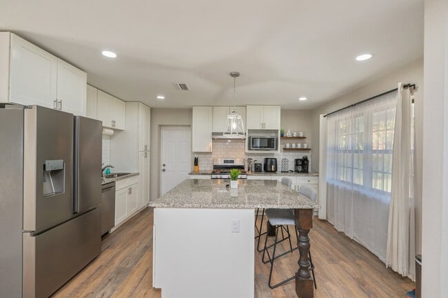 Photo - 151 N Lorraine Dr Unidad SI ID1244360P