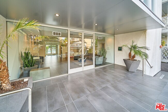 Photo - 425 S Willaman Dr Unidad 307