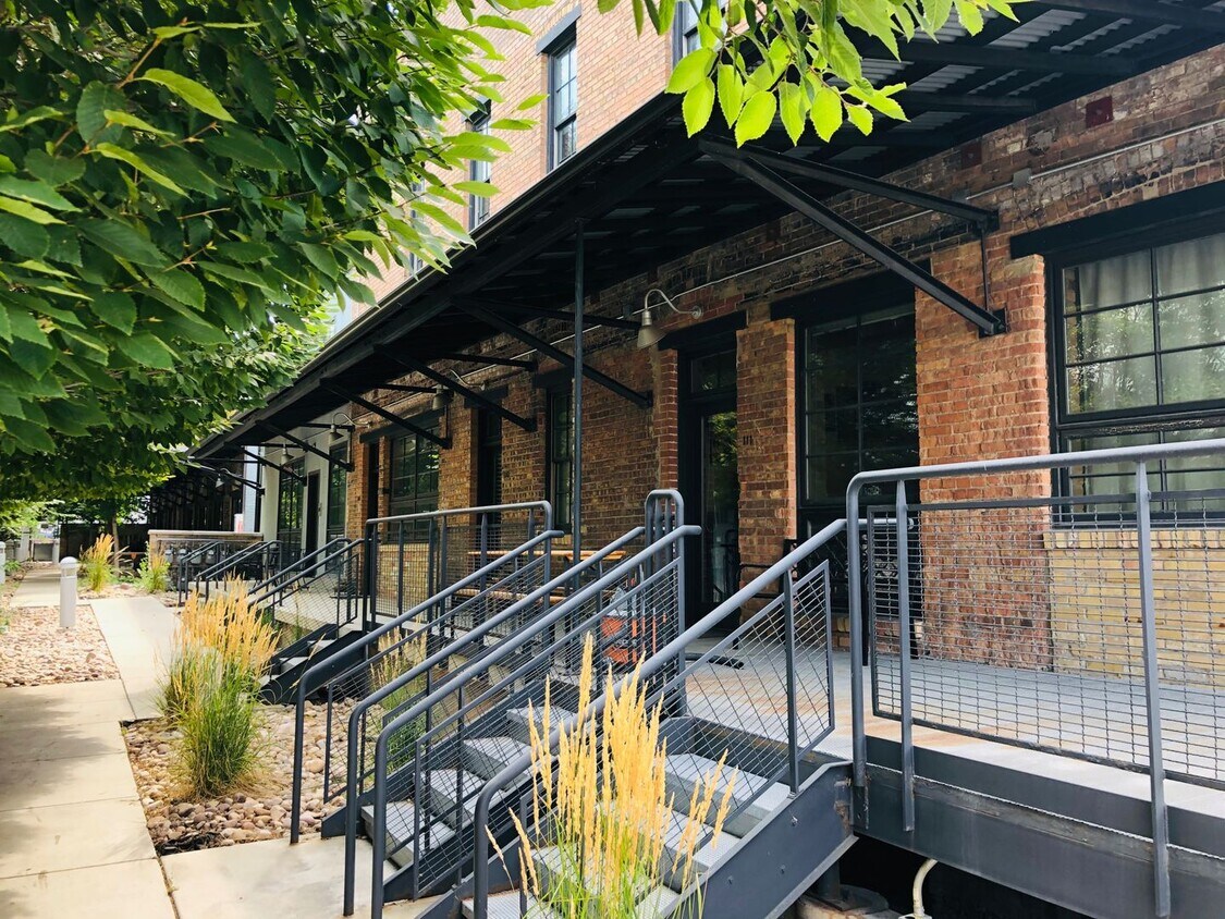BEAUTIFUL 2 BEDROOM 2 BATH DOWNTOWN SLC HO... - BEAUTIFUL 2 BEDROOM 2 BATH DOWNTOWN SLC HO...