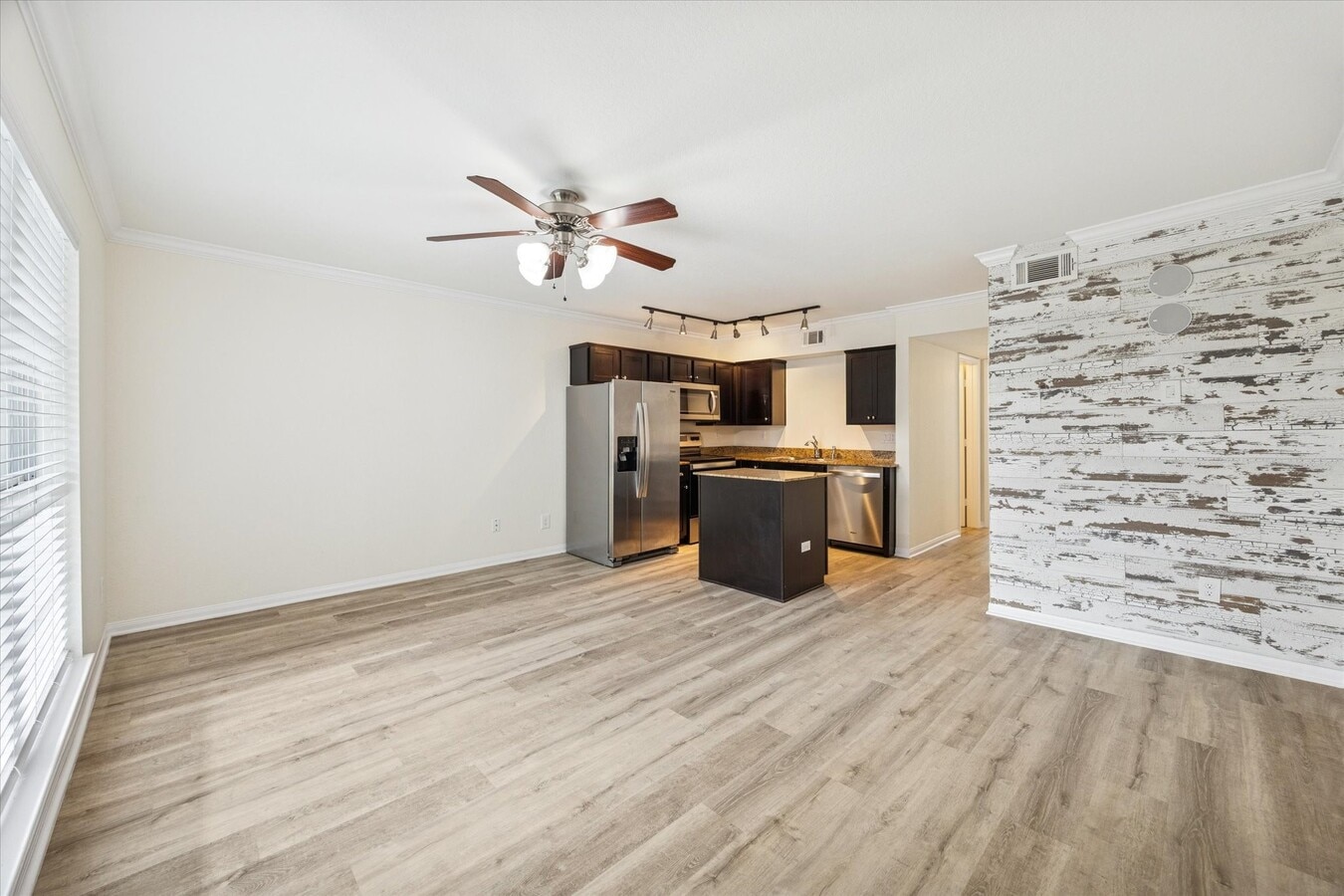 Photo - 300 Pecore St Unit 29