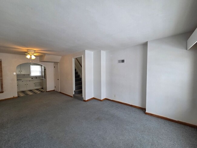 Building Photo - Bertch & Western Unit BW-702