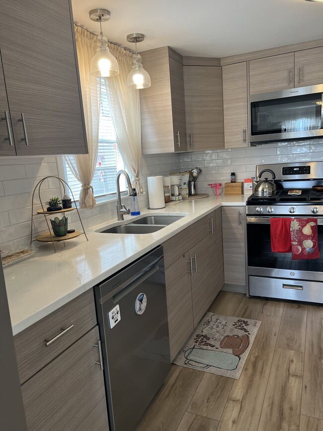 Photo - 2539 N 75th Ct Unit 2