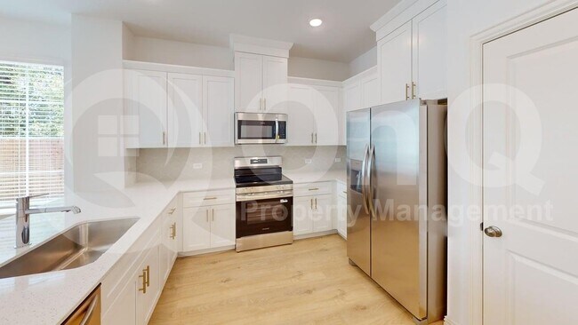 Photo - 4701 Stirring