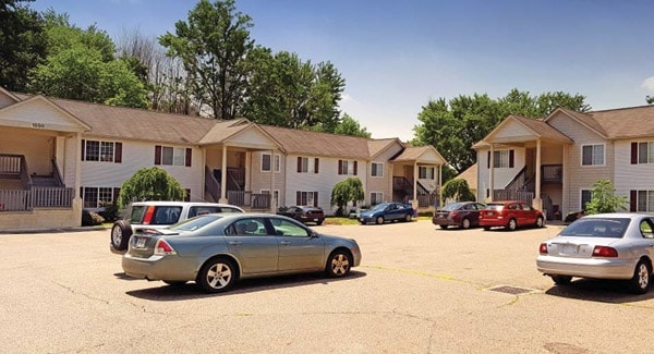 Photo - Springfield Lake Apartments