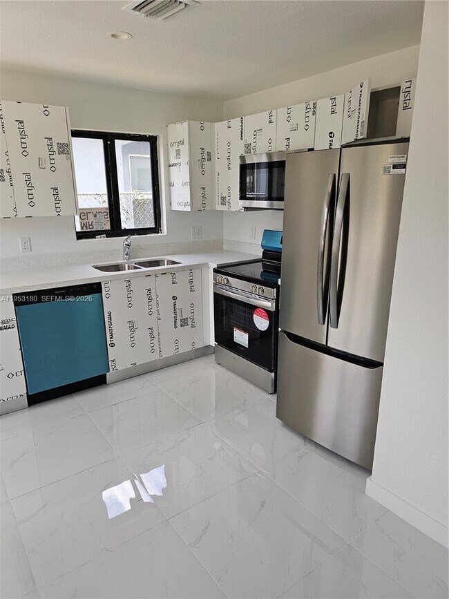 Photo - 1749 NW 69th St Unidad 1