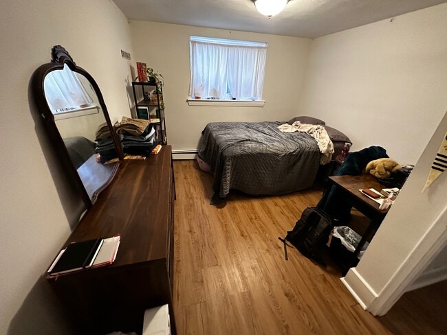 45 Selkirk Rd Unit 2