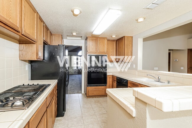 Photo - 441 N Lexington Dr