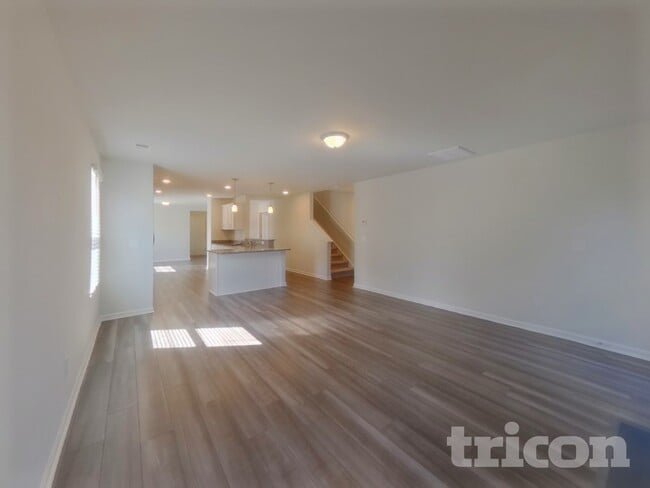 Photo - 14 Chalet Ct