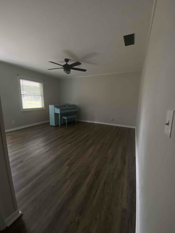 Photo - 202 James Loop