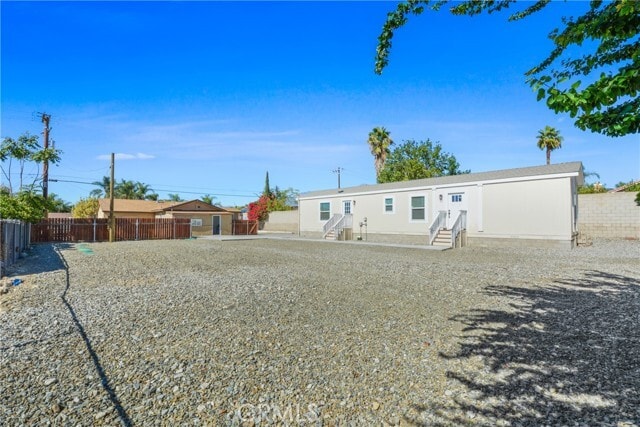 Photo - 8457 Hemlock Ave