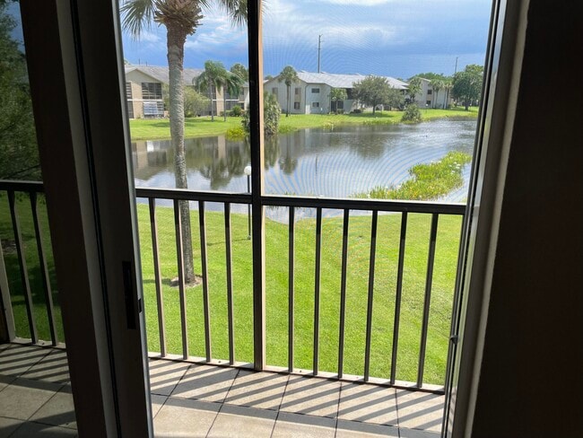 Photo - 3031 SE Aster Ln Unit 608