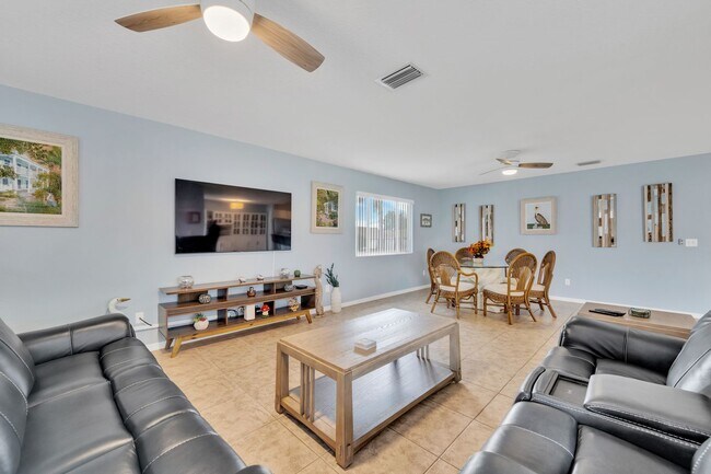 Photo - Annual Furnished spacious Villa close to Siesta Key! Unit 2401 Riverbluff Pkwy V240