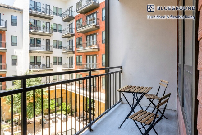 Photo - 3201 Esperanza Crossing Unit FL3-ID66