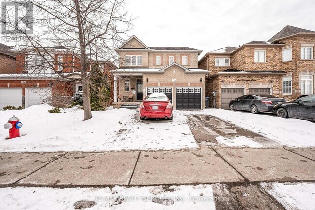 Photo - 324 Brisdale Dr