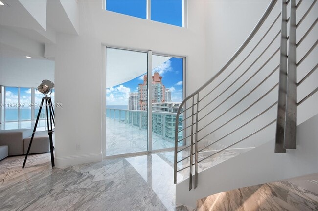 Photo - 1000 South Pointe Dr Unit PH-2804