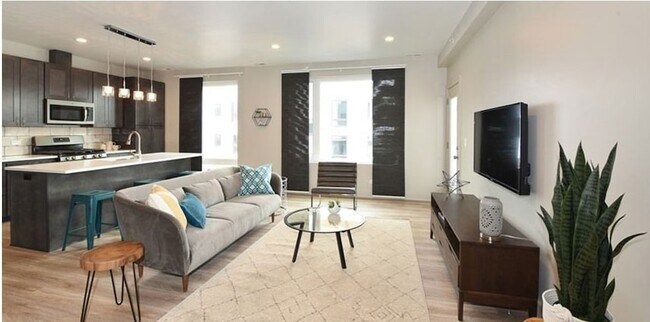 Photo - 717 Rogers St Unit 1A