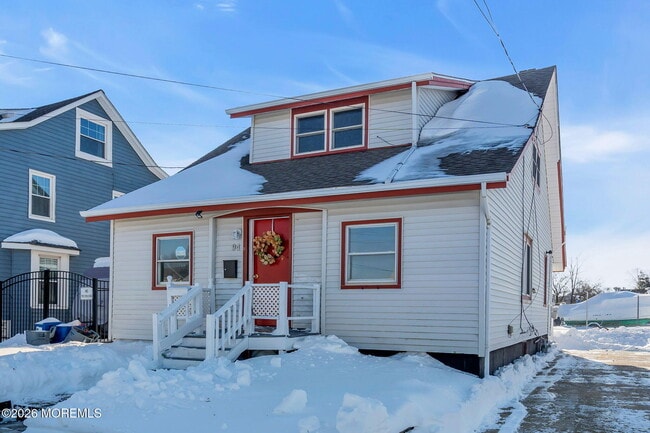 Photo - 94 Maplewood Ave