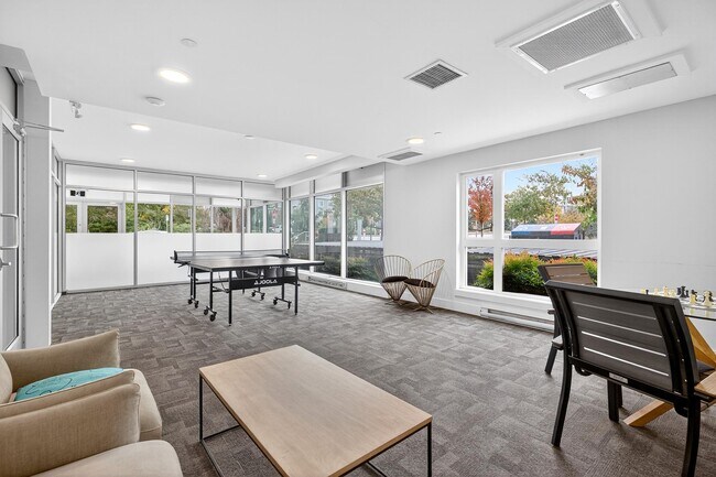 Photo - 8447 202 St Unit 301