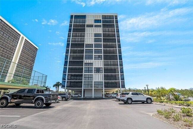26235 Hickory Blvd Unidad 7B