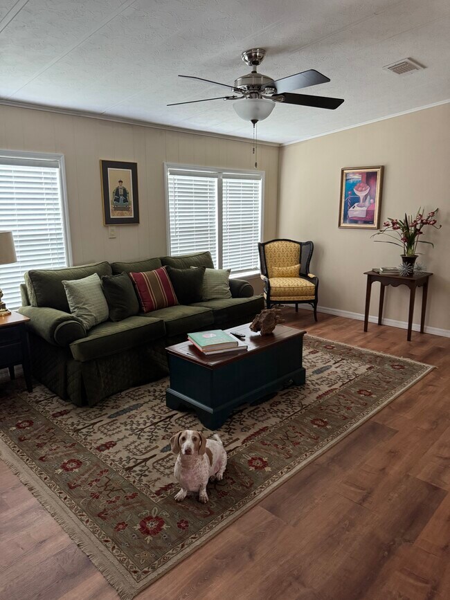 Photo - 1045 Great Lakes Dr