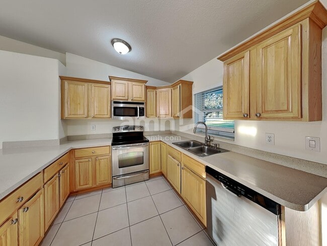 Photo - 3090 SW Boxwood Cir