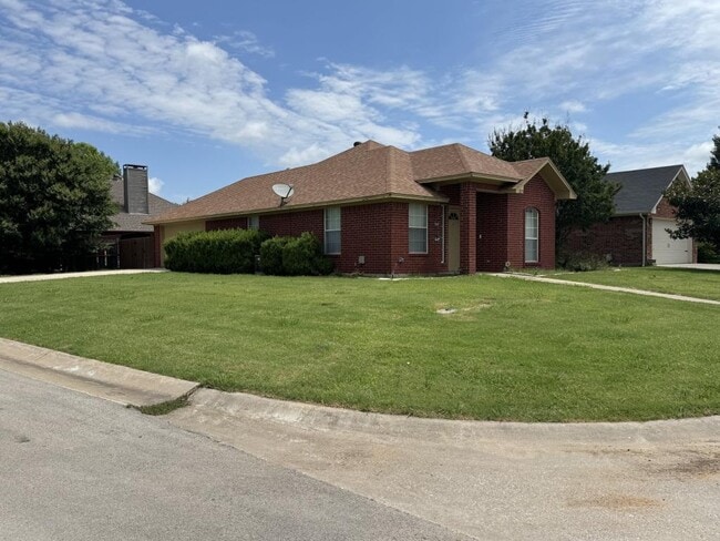 Photo - 2029 Laney Dr