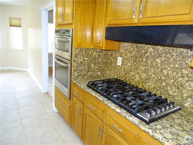 Building Photo - 12051 Falcon Ridge Way Rental