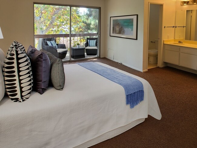 Photo - 440 Veteran Ave Unidad 405