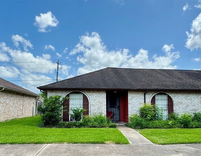 Photo - 7449 Cook Rd Unidad True