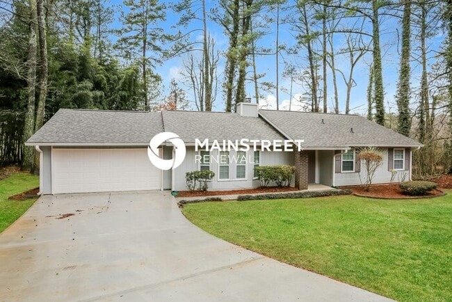 3 Bedroom Pet-Friendly Home in Lithonia, GA with Main Street Renewal