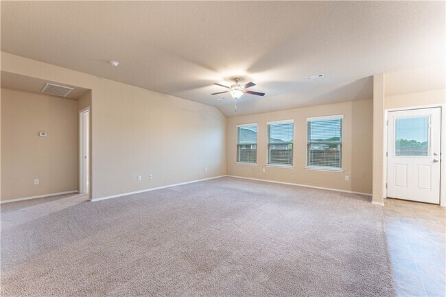 Photo - 6702 SW Pilgrim Rd