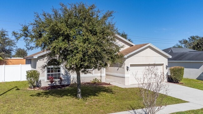 Photo - 518 Highland Meadows St