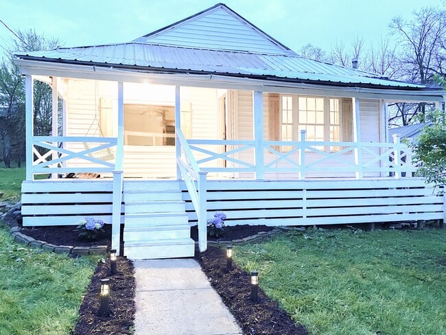 Photo - 156 Cook Ave