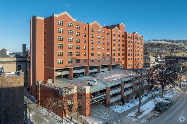 Exterior - The Downtown Plaza