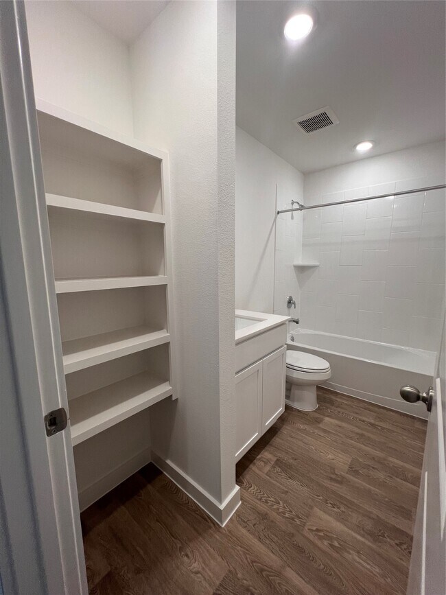 Photo - 6324 Amberose Peak Ln