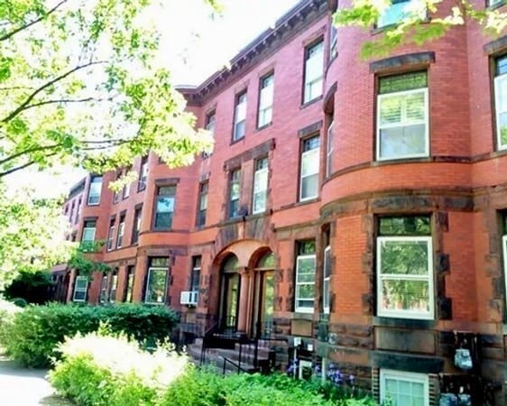 Building Photo - 1897 Beacon St Unit B1