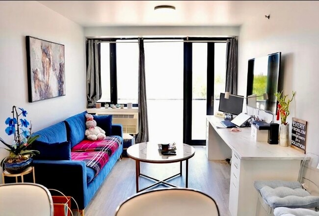 Photo - 6070 Woodhaven Blvd Unit 5